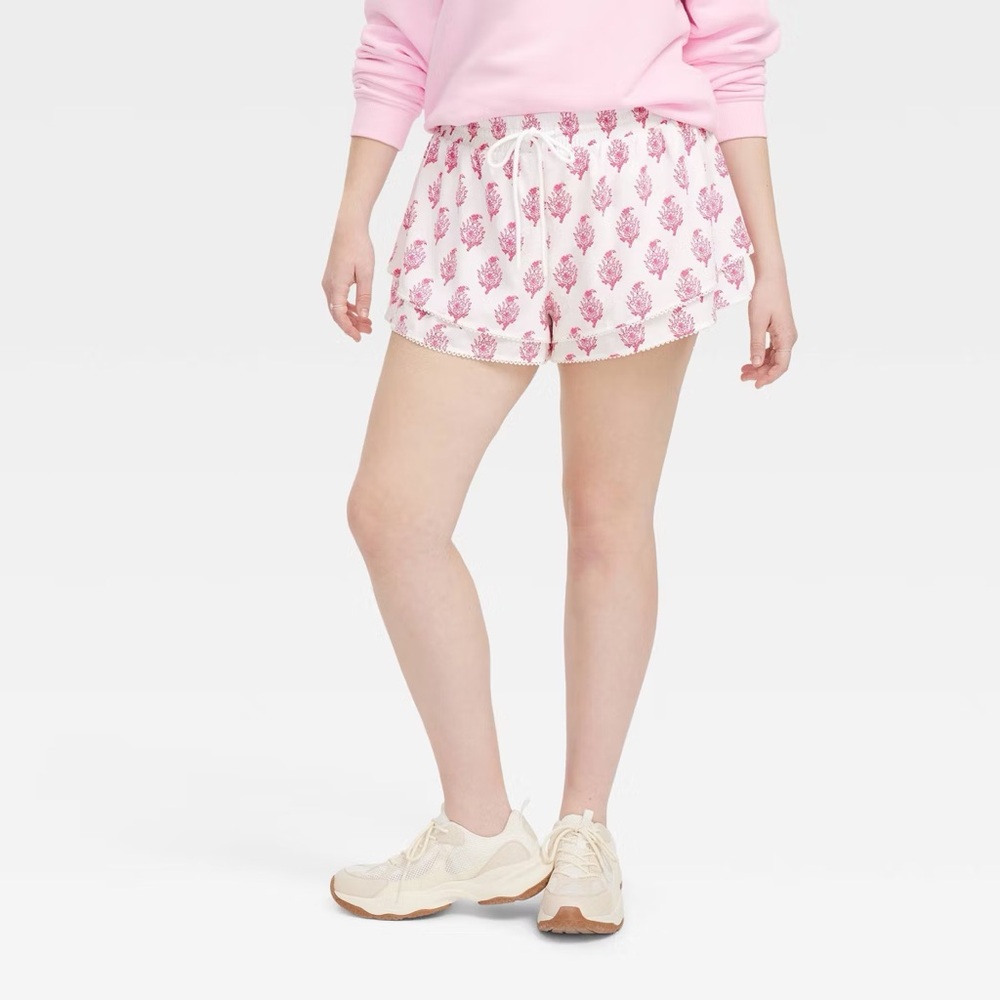 NWT Roller Rabbit x Target Women's Bouquet Drawstrings Shorts Pink | Small